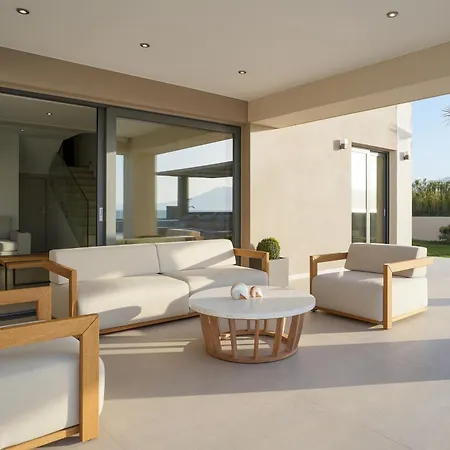 Luxury Eos Beachfront 20 Metres From The Sea