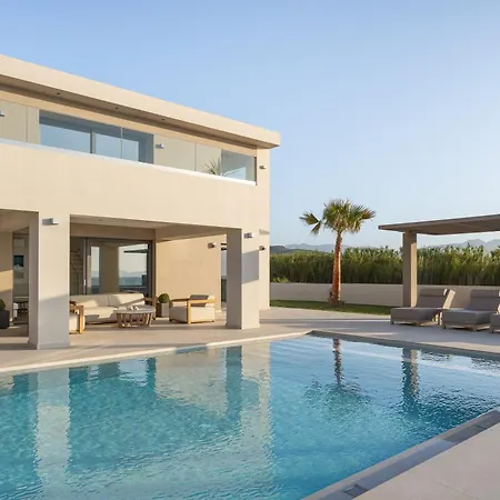 Luxury Eos Beachfront 20 Metres From The Sea Villa *